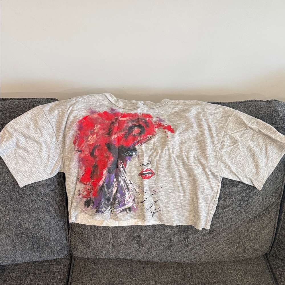 Gray Graphic Crop Top with Red and Purple Design